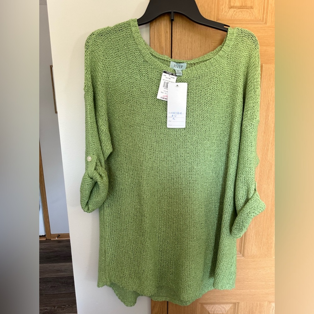 Green knit sweater top Size XL . River brand